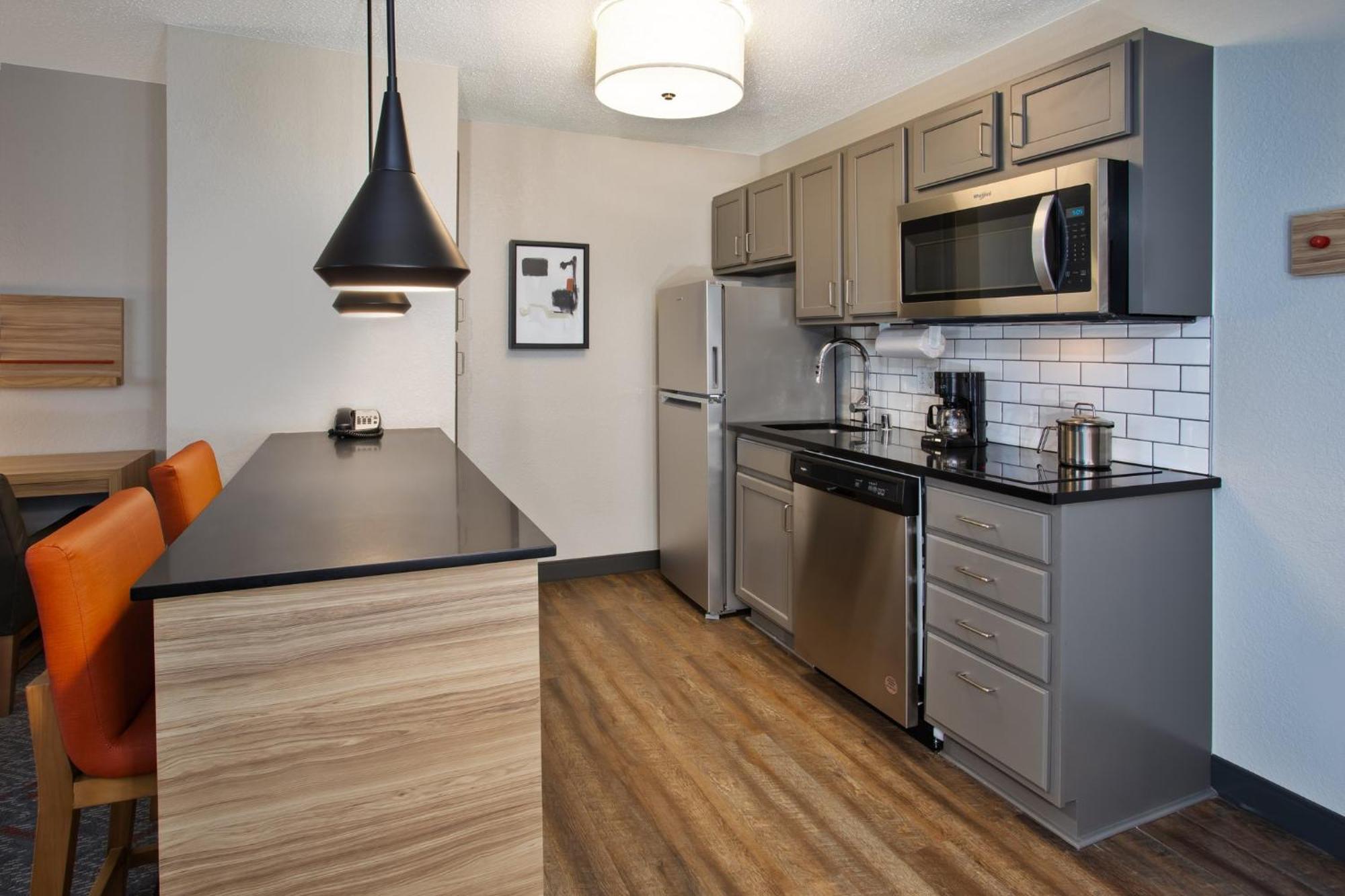 Candlewood Suites Kenosha By Ihg Pleasant Prairie Exteriör bild